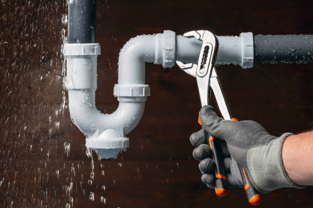Professional Leak Detection technician working in Osceola, WI